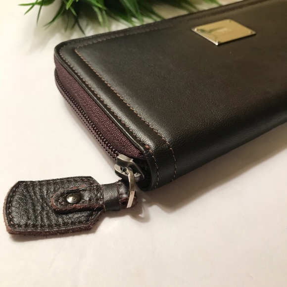Armani Leather Wallet/Clutch NWOT! - Picture 8 of 8